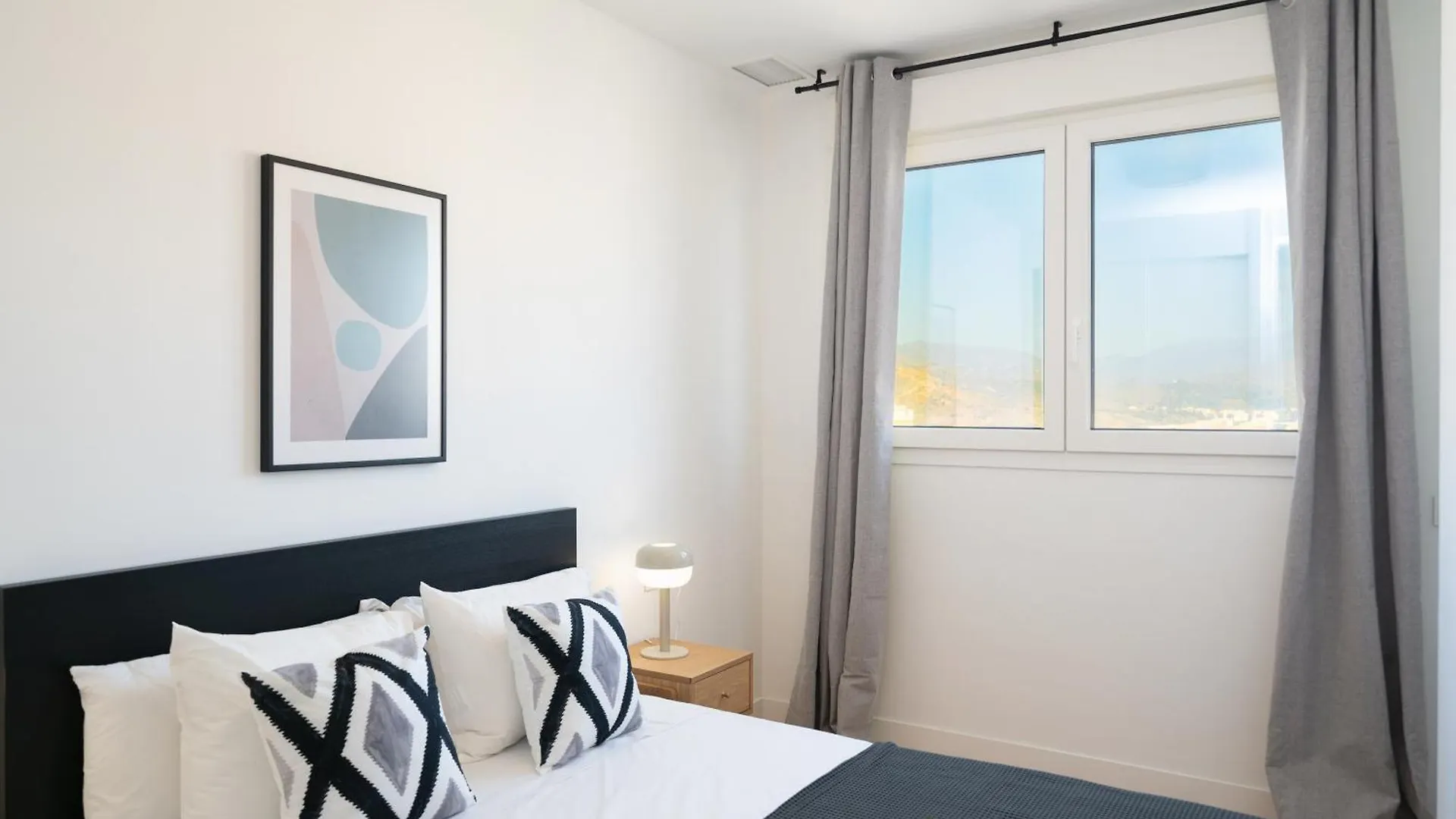 Xpce Urban 9 Malaga Skyline - Parking Free Apartment