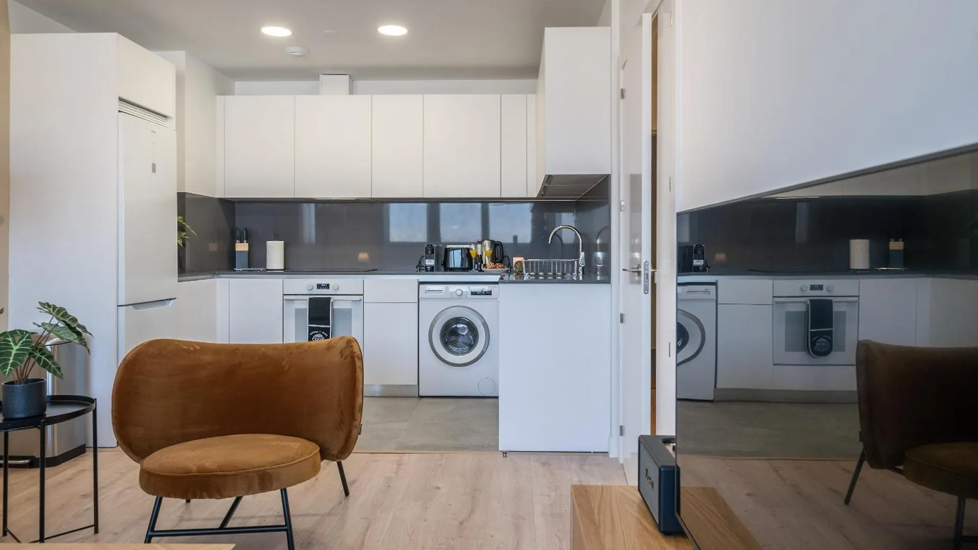 Xpce Urban 9 Malaga Skyline - Parking Free Apartment 0*,  Spain