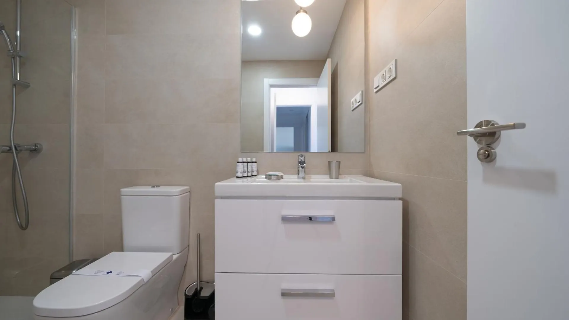 Xpce Urban 9 Malaga Skyline - Parking Free Apartment